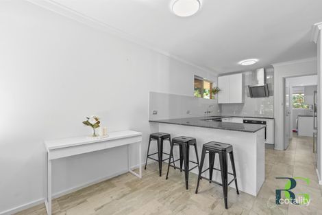 6/2 Adrian St, Palmyra, WA 6157