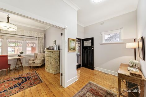 Property photo of 26 Grandview Road Glen Iris VIC 3146
