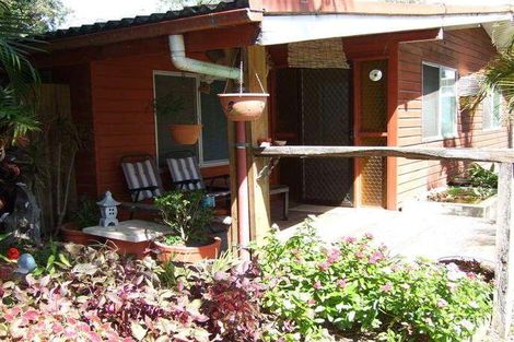 Property photo of 11 Weyba Park Drive Noosa Heads QLD 4567
