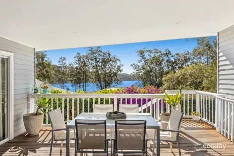 161b The Round Dr, Avoca Beach, NSW 2251