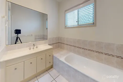 Property photo of 31 Fielding Way Kirwan QLD 4817