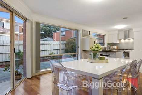 Property photo of 15 The Quadrangle Glen Waverley VIC 3150