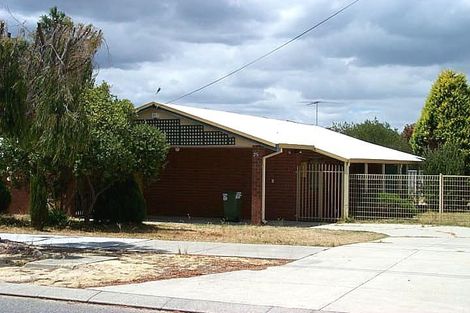 Property photo of 25 Darwin Crescent Morley WA 6062