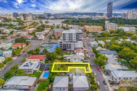 Property photo of 35 Thomas Street Kangaroo Point QLD 4169