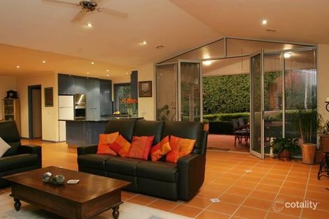 Property photo of 43 Lawrence Drive Berwick VIC 3806
