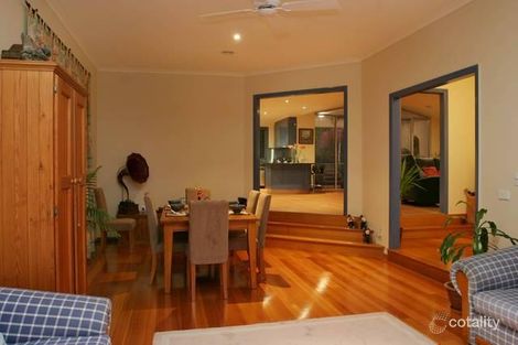 Property photo of 43 Lawrence Drive Berwick VIC 3806