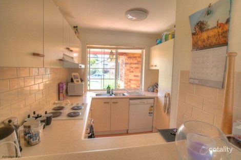 Property photo of 2/302 College Road Karana Downs QLD 4306
