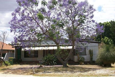 100 Edward St, Bedford, WA 6052