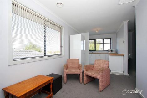 Property photo of 5 Shaftesbury Drive Epping VIC 3076
