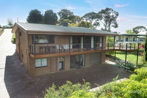 Property photo of 35 Dawn Crescent Bonnie Doon VIC 3720