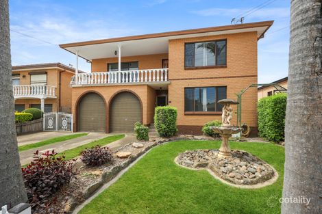 32 Carnation Ave, Casula, NSW 2170