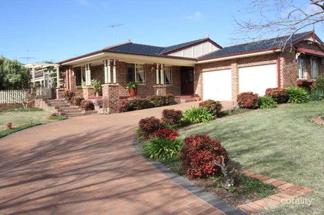 3 Claremont Cct, Glen Alpine, NSW 2560