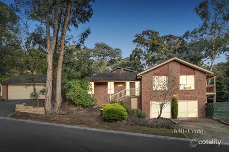 Property photo of 2 Ibsley Square Eltham VIC 3095