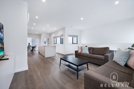 Property photo of 48 Northcote Circuit Burwood East VIC 3151