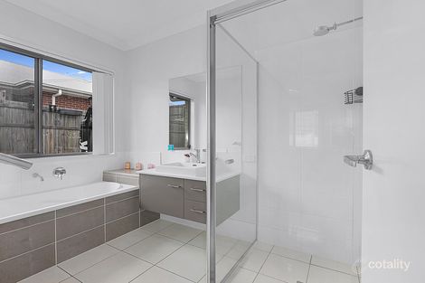 Property photo of 7 Endeavour Street Brassall QLD 4305