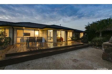 Property photo of 37 Weerona Way Mornington VIC 3931