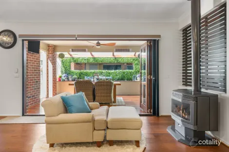 Property photo of 14 Geranium Court Berwick VIC 3806