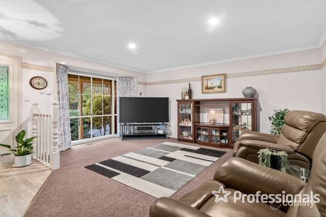 Property photo of 1 Verina Way Lilydale VIC 3140
