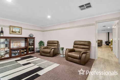 Property photo of 1 Verina Way Lilydale VIC 3140