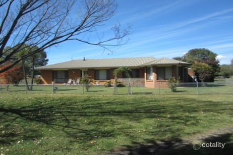 100 Oban St, Guyra, NSW 2365