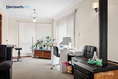 Property photo of 11 Bickerton Place East Bunbury WA 6230