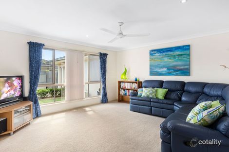 Property photo of 2/53 Mylestom Circle Pottsville NSW 2489