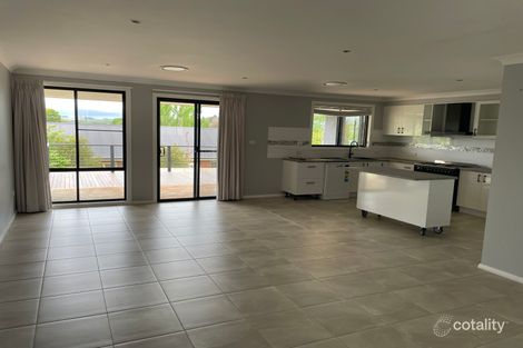 Property photo of 10 Piggott Place Blayney NSW 2799