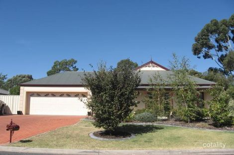 5 Scullin Cres, Hope Valley, SA 5090