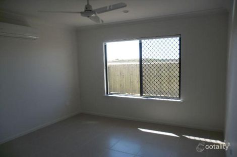 Property photo of 60 Shoalmarra Drive Mount Low QLD 4818