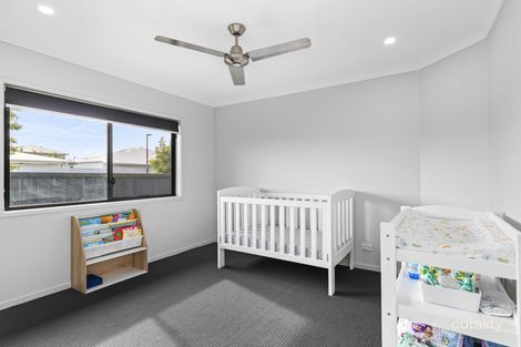 Property photo of 57 Meredith Crescent Baringa QLD 4551