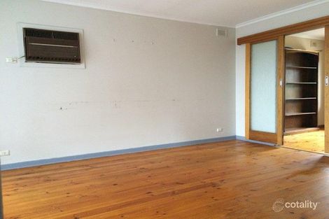 Property photo of 19 Underbank Grove Hackham West SA 5163