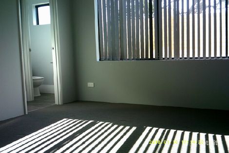 Property photo of 3/30 Willespie Drive Pearsall WA 6065