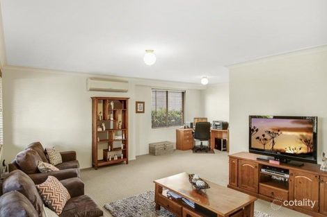 Property photo of 47 Dehavilland Circuit Hamlyn Terrace NSW 2259