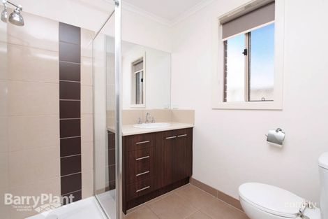 Property photo of 51 Featherhead Way Harkness VIC 3337