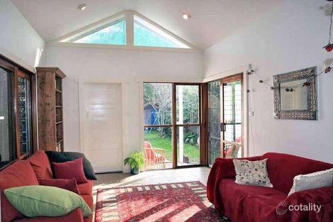 Property photo of 104 Ruskin Street Elwood VIC 3184