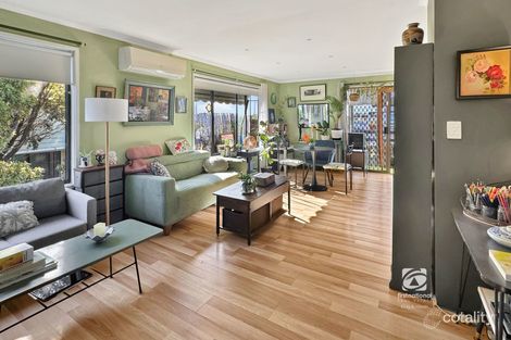 Property photo of 31 Lakeside Drive Lake Tyers Beach VIC 3909