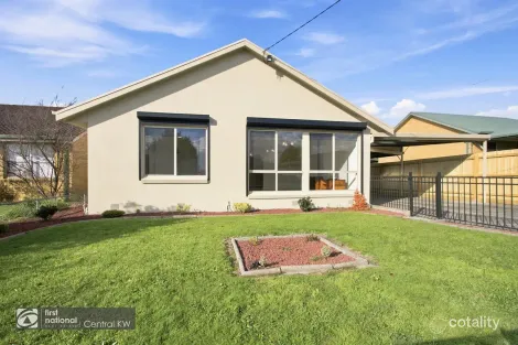 8 Fraser Cres, Churchill, VIC 3842
