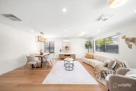 Property photo of 15 Sunstone Boulevard Doreen VIC 3754