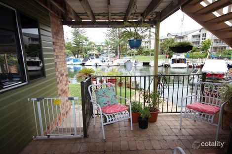 Property photo of 8 Oatland Esplanade Runaway Bay QLD 4216