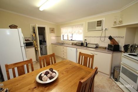 Property photo of 2 Warenda Road Clare SA 5453