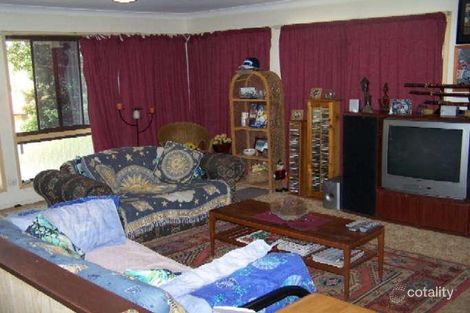 Property photo of 3 Bradley Street Springwood QLD 4127