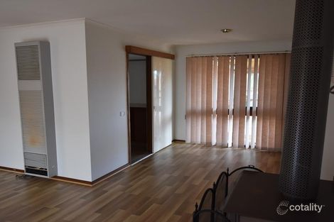 Property photo of 43 Dinwoodie Drive Newborough VIC 3825