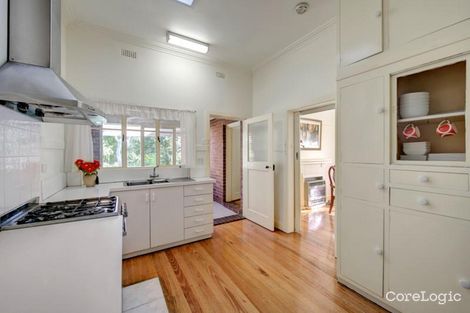 Property photo of 16 Devon Street Box Hill South VIC 3128