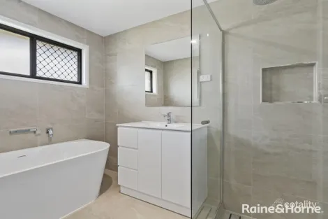 Property photo of 5 Plymstock Street Alexandra Hills QLD 4161
