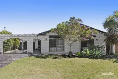 Property photo of 16 Premier Drive Albion Park NSW 2527