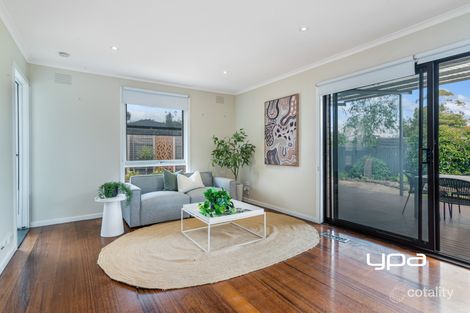 Property photo of 6 Haines Court Sunbury VIC 3429
