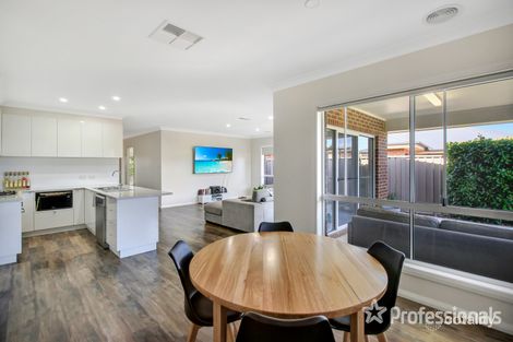 Property photo of 11 Watson Boulevard Lloyd NSW 2650