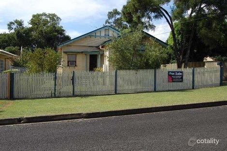 6 Brilliant St, Newtown, QLD 4305