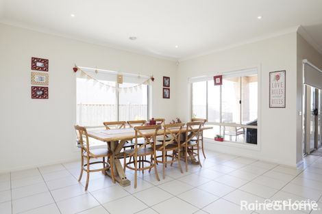 Property photo of 20 Seafarer Way Point Cook VIC 3030