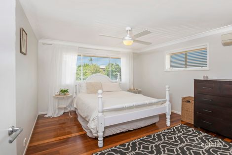 Property photo of 13 Salandra Street Mansfield QLD 4122